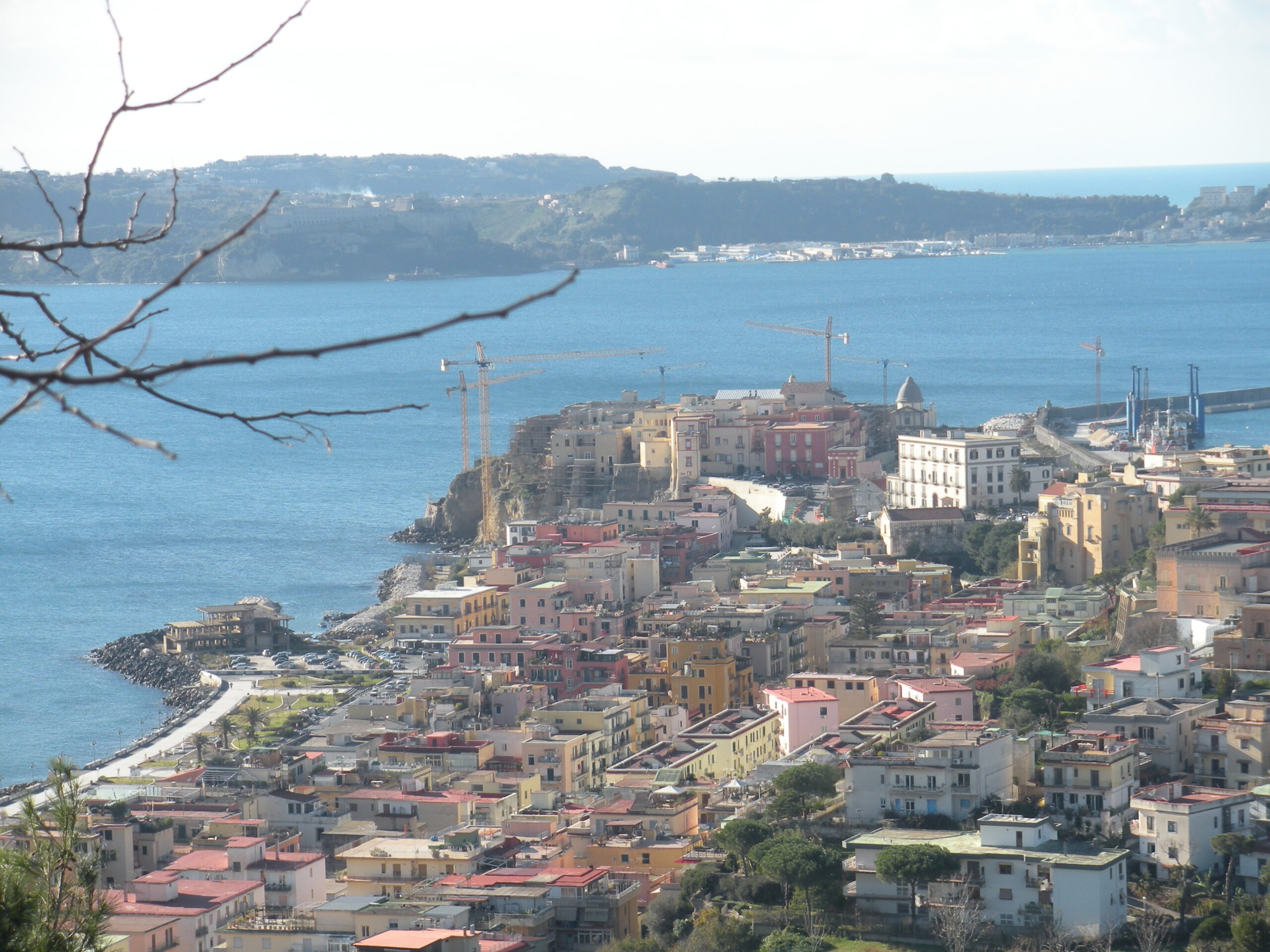 Pozzuoli dall'alto